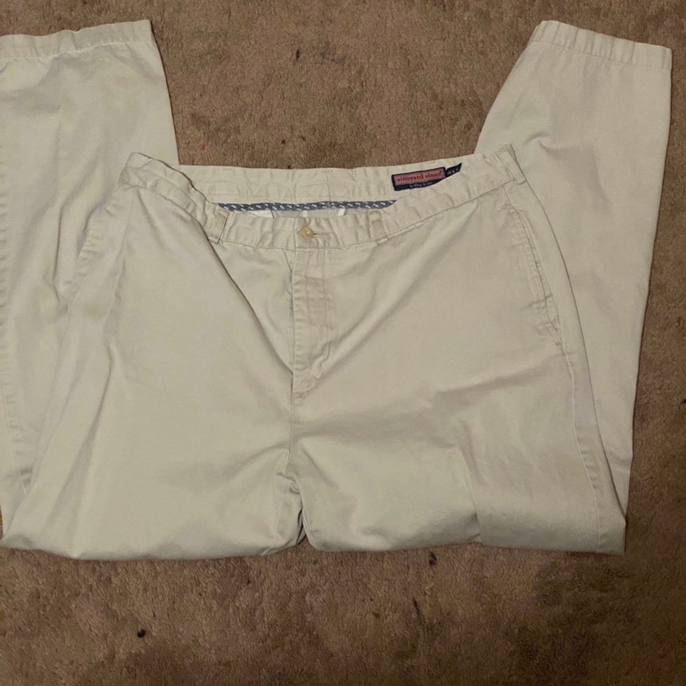 Vineyard Vines club pants 38W 32L